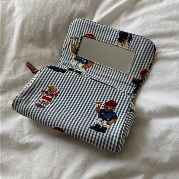 Ralph Lauren Cosmetic Bag - Picture 2 of 4